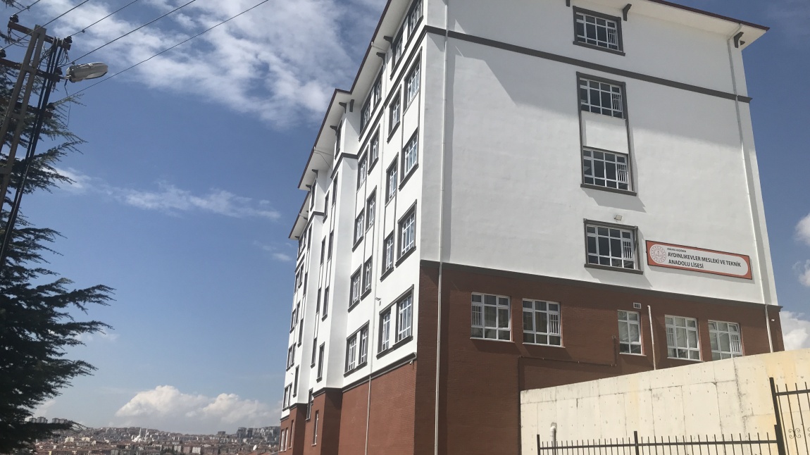 Aydınlıkevler Mesleki ve Teknik Anadolu Lisesi ANKARA KEÇİÖREN