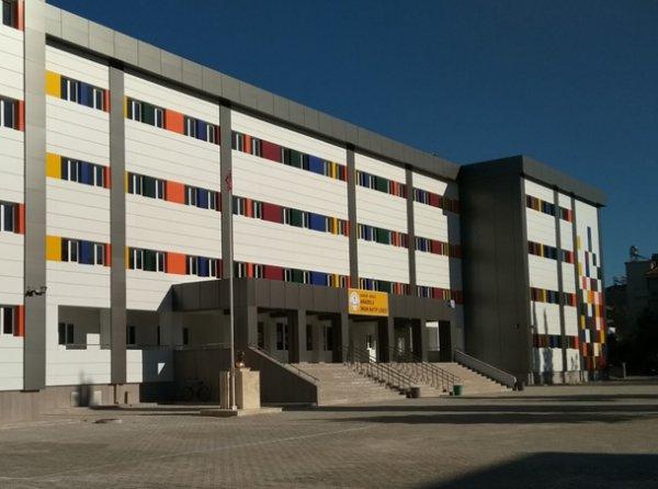 Bucak Şehit Muhittin Talha Çalışkan Anadolu İmam Hatip Lisesi BURDUR BUCAK