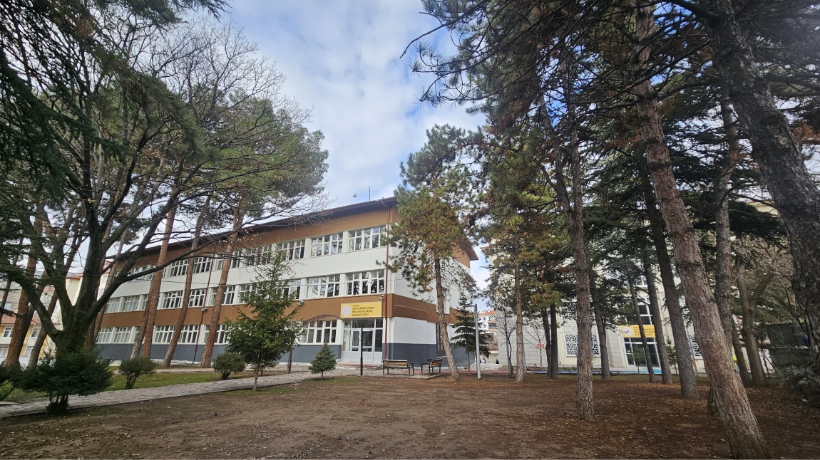 Çankırı Şehit Erdem Öztürk Kız Mesleki ve Teknik Anadolu Lisesi ÇANKIRI MERKEZ