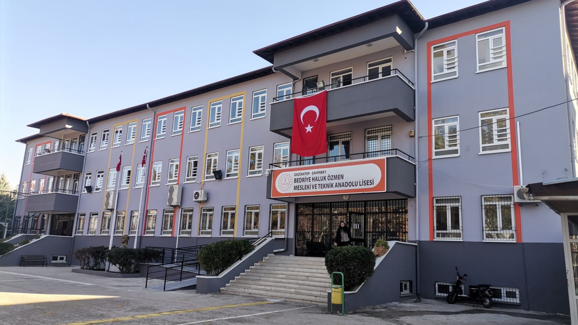 Bedriye-Haluk Özmen Ticaret Mesleki ve Teknik Anadolu Lisesi GAZİANTEP ŞAHİNBEY