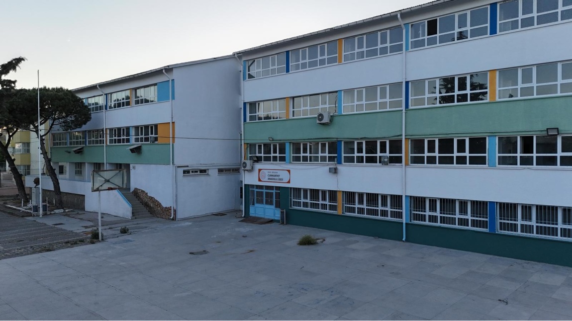 Cumhuriyet Anadolu Lisesi İZMİR BERGAMA