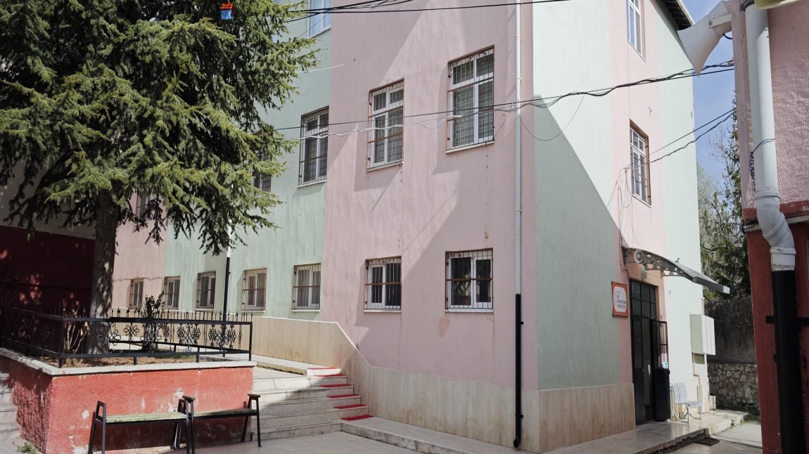 Bor Ticaret Mesleki ve Teknik Anadolu Lisesi NİĞDE BOR