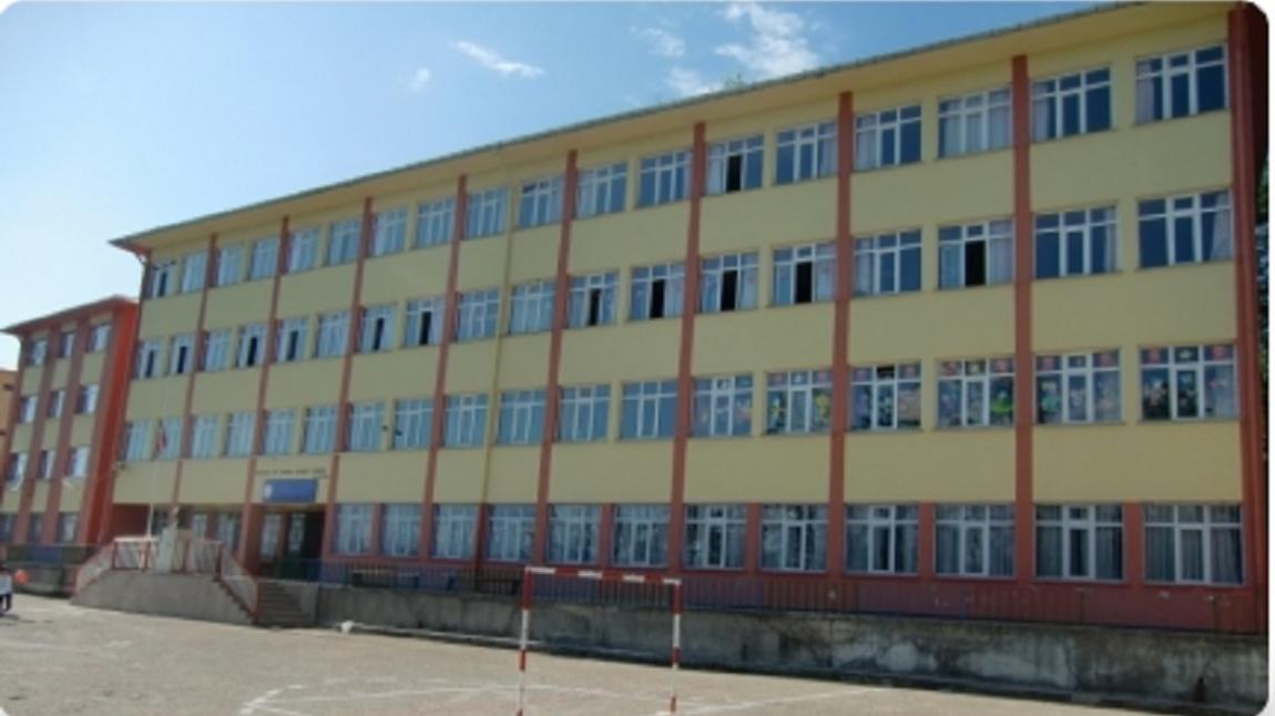 YOLBAŞI İLKOKULU RİZE KALKANDERE