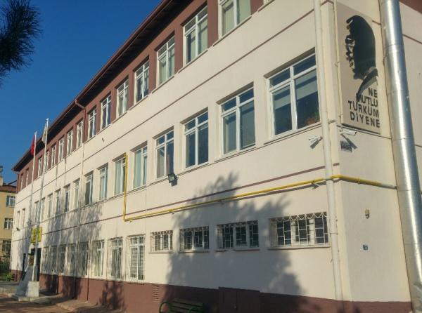 Halide Nusret Zorlutuna Kız Mesleki ve Teknik Anadolu Lisesi KAYSERİ TALAS