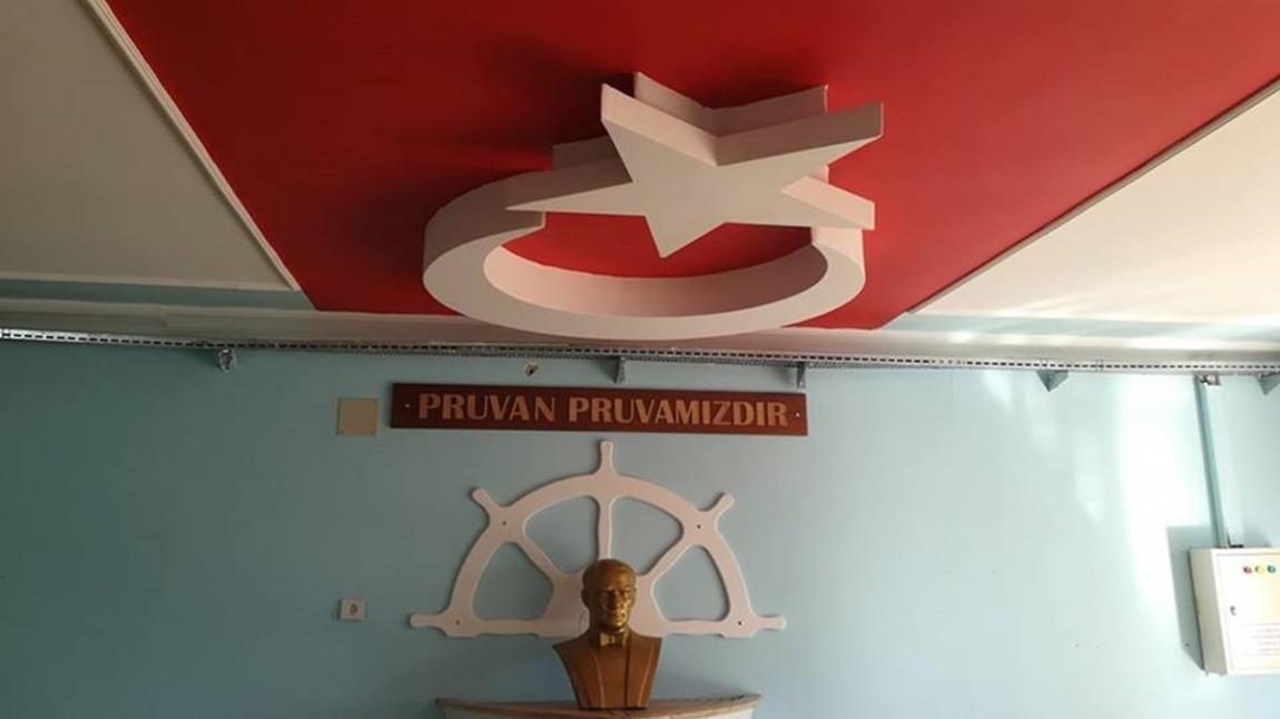 Taşucu Prof. Dr. Durmuş Tezcan Denizcilik Mesleki ve Teknik Anadolu Lisesi MERSİN SİLİFKE