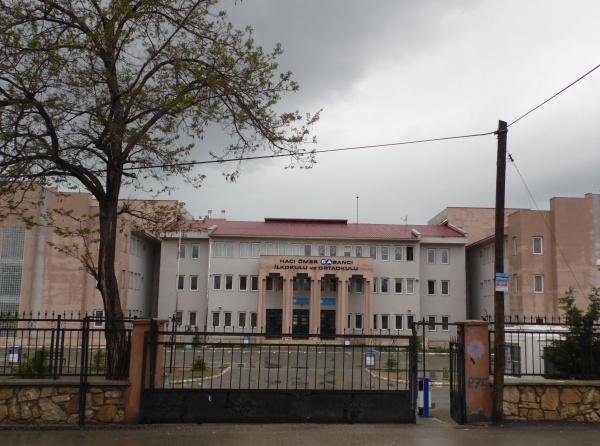 Hacı Ömer Sabancı Ortaokulu VAN TUŞBA