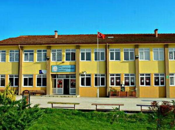 Vali Tevfik Başakar İlkokulu BARTIN MERKEZ