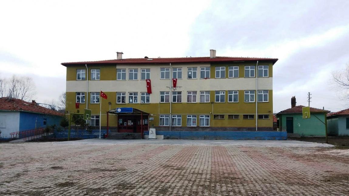 Özlü İlkokulu ÇANKIRI ORTA