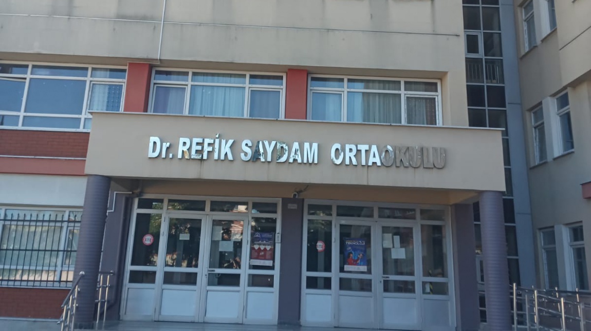 Dr. Refik Saydam Ortaokulu İSTANBUL BAHÇELİEVLER