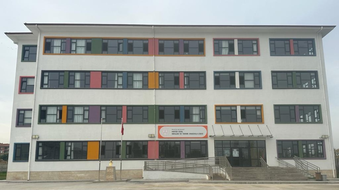 Hafize Özal Kız Mesleki ve Teknik Anadolu Lisesi MALATYA BATTALGAZİ