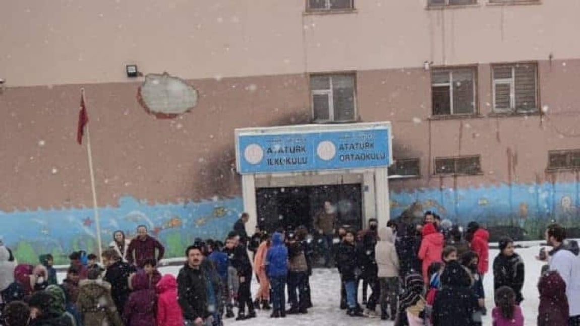 Atatürk İlkokulu HAKKARİ YÜKSEKOVA