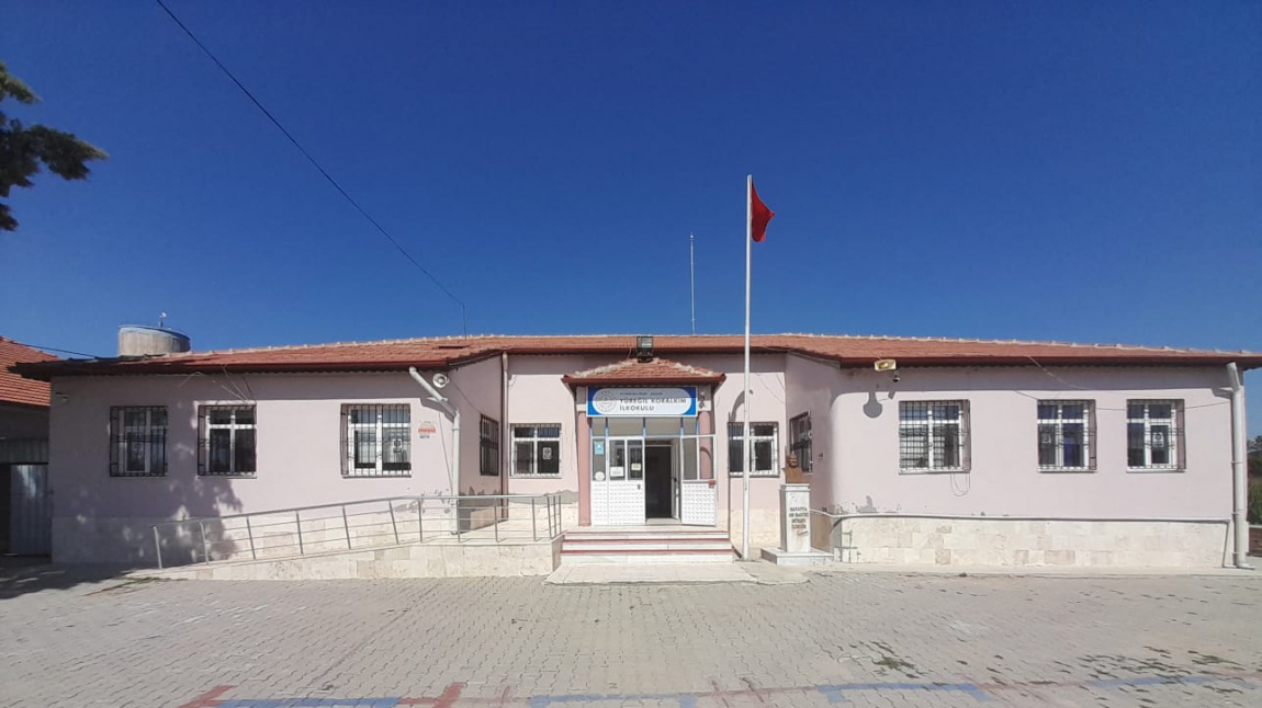 Yüreğil Koralkim İlkokulu AFYONKARAHİSAR DAZKIRI