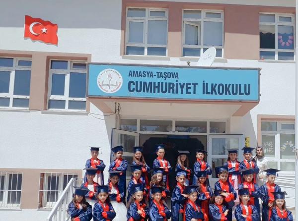 Cumhuriyet İlkokulu AMASYA TAŞOVA