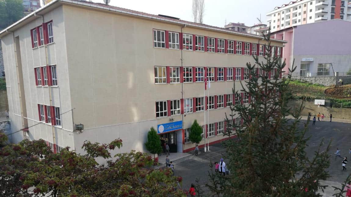 Atatürk İlkokulu TRABZON AKÇAABAT