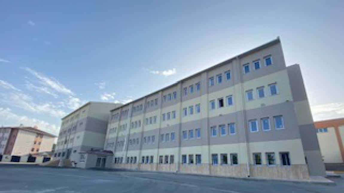 Söğütlüçeşme Ortaokulu İSTANBUL KÜÇÜKÇEKMECE