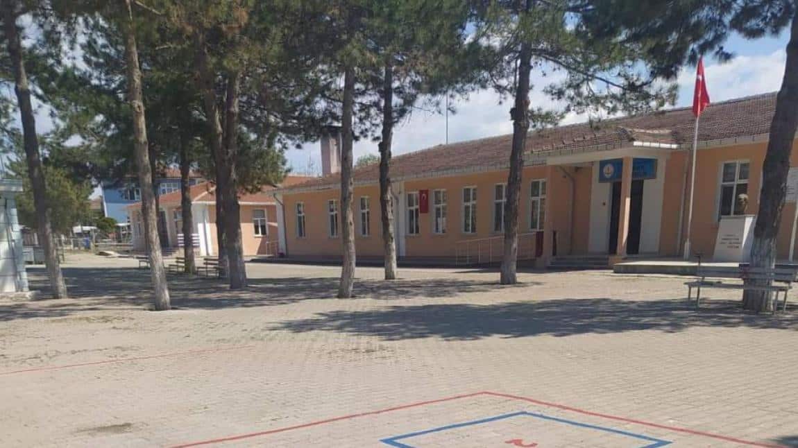 Atatürk İlkokulu EDİRNE LALAPAŞA
