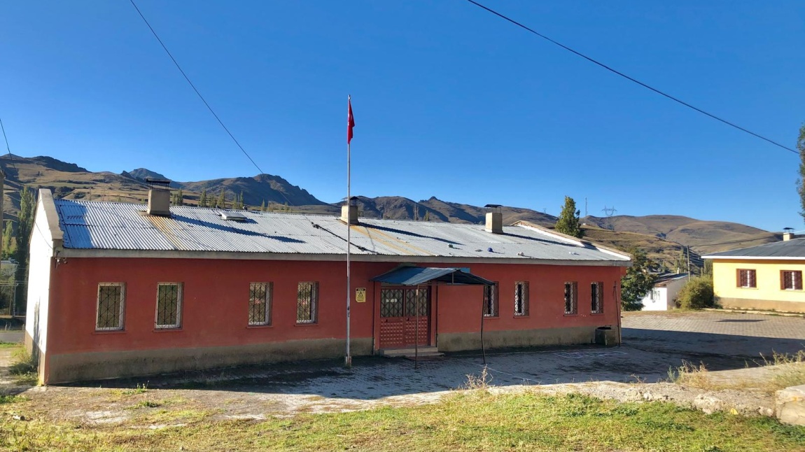 Yukarısivri İlkokulu ERZURUM TORTUM