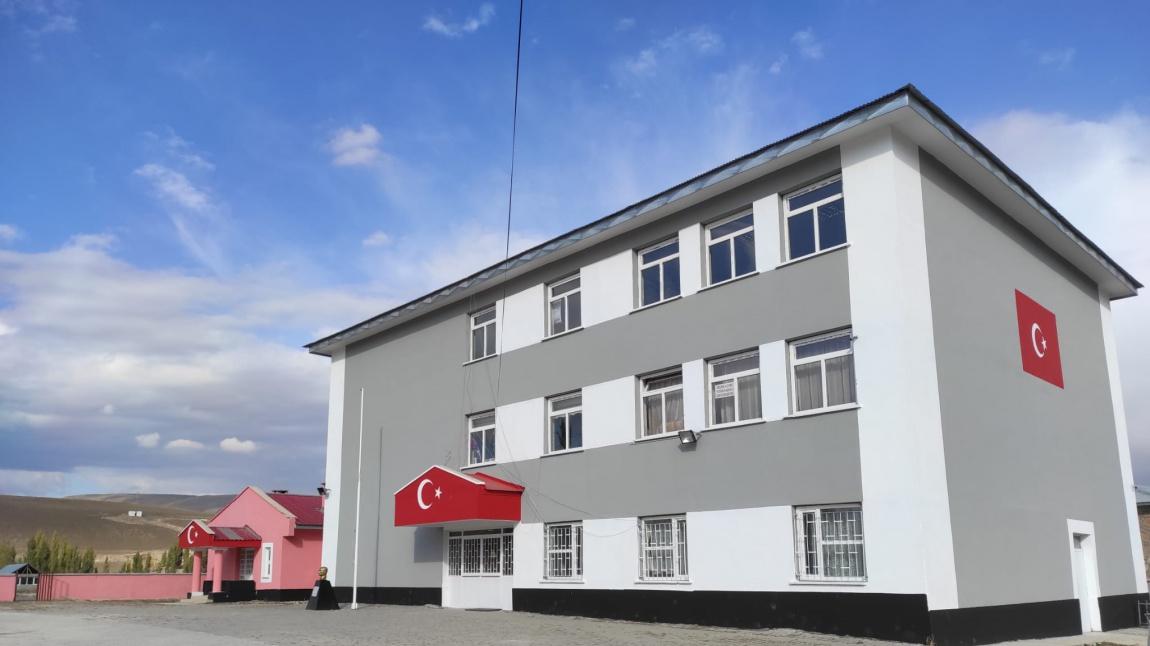 Demirdöven İlkokulu ERZURUM PASİNLER