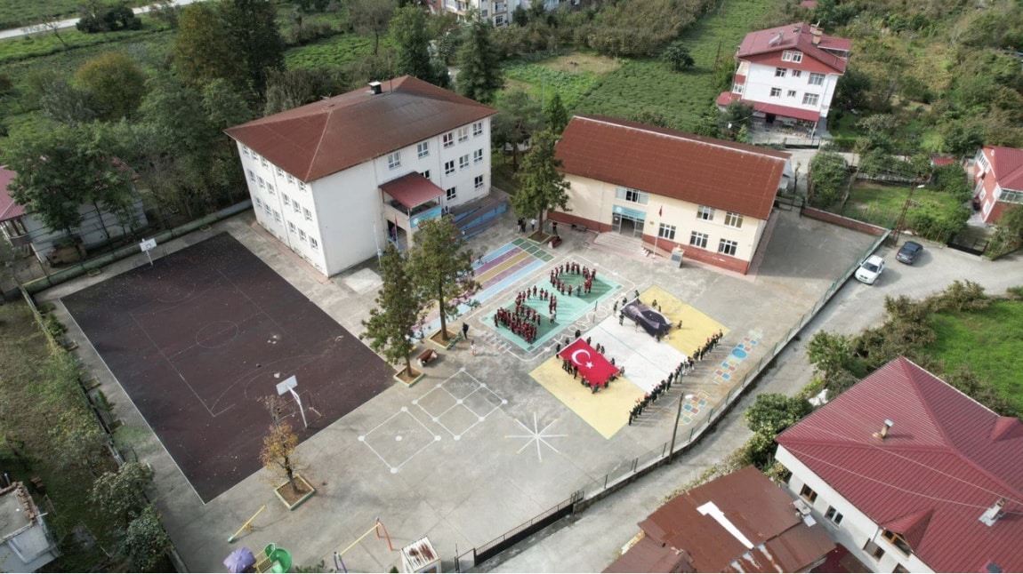 Cumhuriyet Ortaokulu ARTVİN ARHAVİ