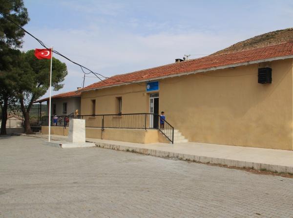 Yukarı Şehit Kemal İlkokulu İZMİR ALİAĞA