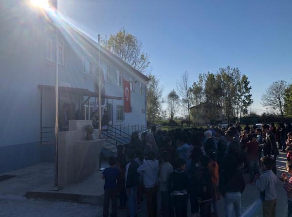 Murtaza Erdoğan Ortaokulu SAKARYA ADAPAZARI