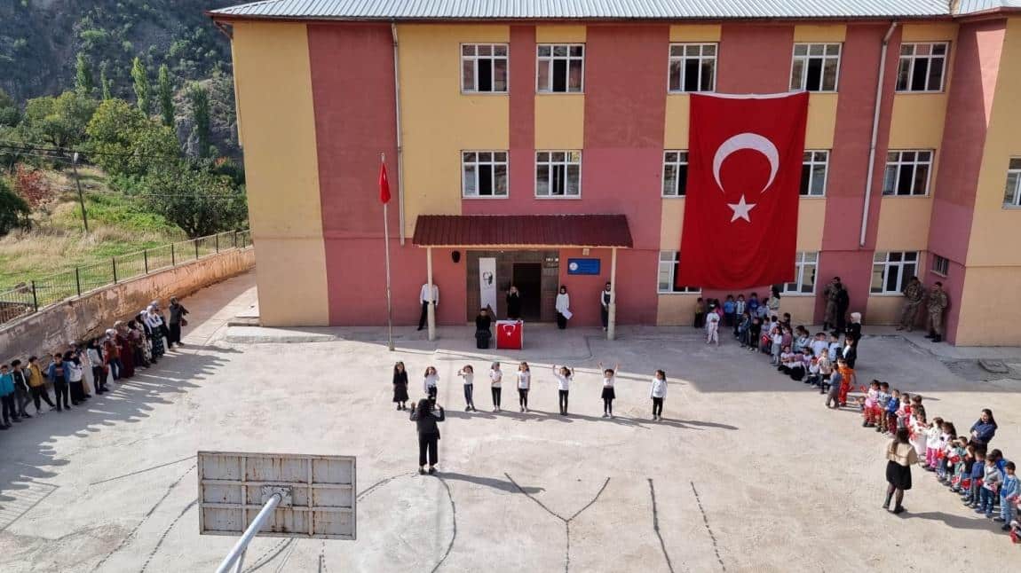 Karasungur İlkokulu SİİRT PERVARİ