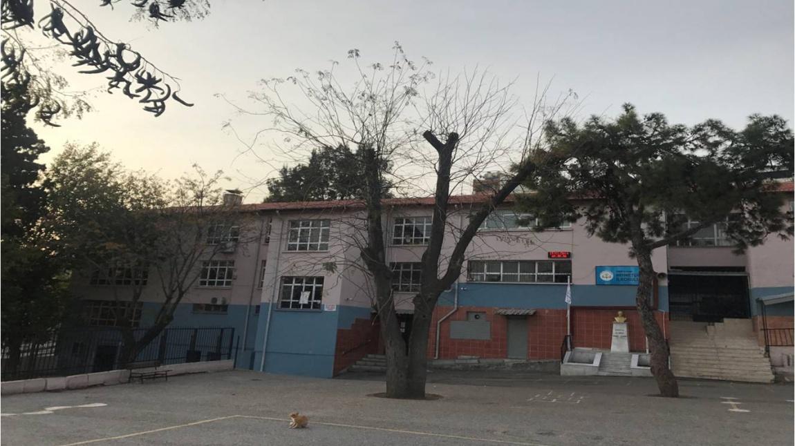 Mehmetcik İlkokulu İZMİR KONAK