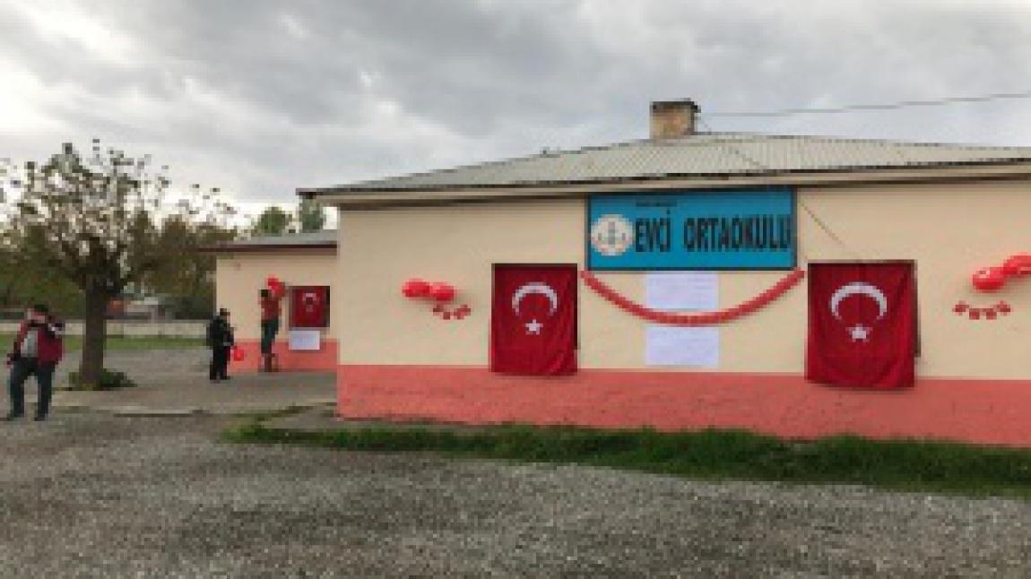 Evci Ortaokulu IĞDIR MERKEZ
