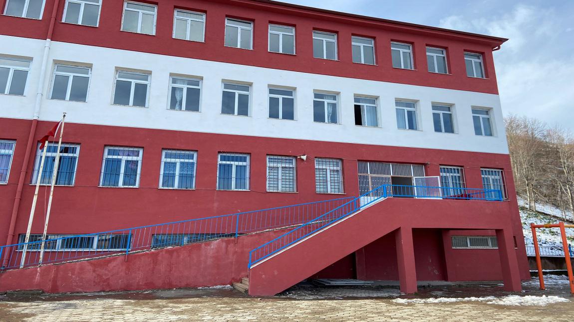 Şehit İslam Çubuk İlkokulu ORDU ÇAYBAŞI