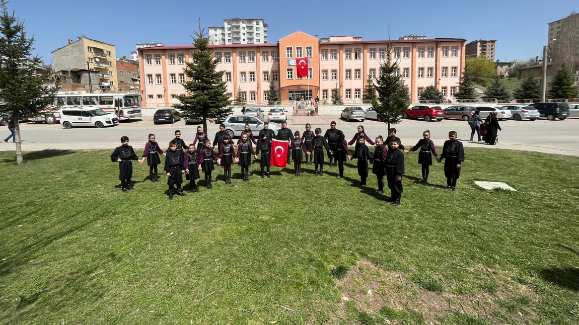 Vali Bekir Aksoy İlkokulu SİVAS MERKEZ