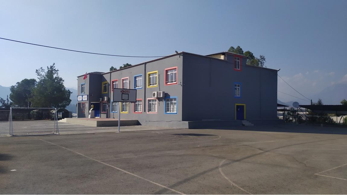 Rüştü Kazım Yücelen Ortaokulu MERSİN ANAMUR Hakkında