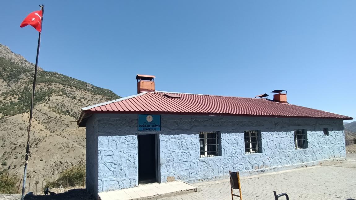 Karbastı Köyü Doğanlı Mezrası İlkokulu BİTLİS MERKEZ