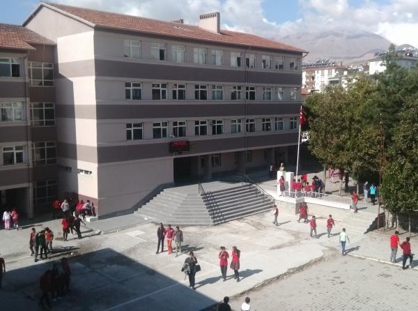 Pembe-Cesarettin Kocatürk Ortaokulu KAYSERİ DEVELİ