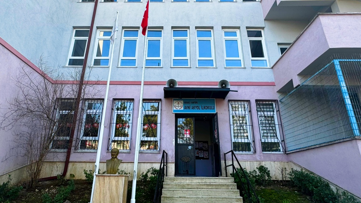 Avni Akyol İlkokulu KOCAELİ KARTEPE