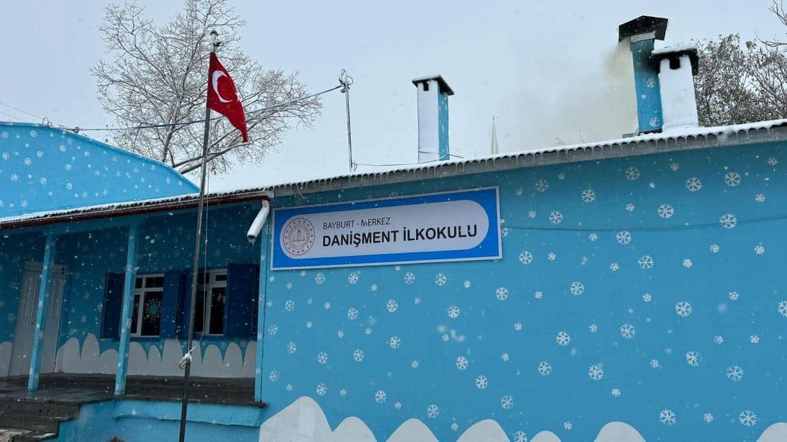 Danişment İlkokulu BAYBURT MERKEZ