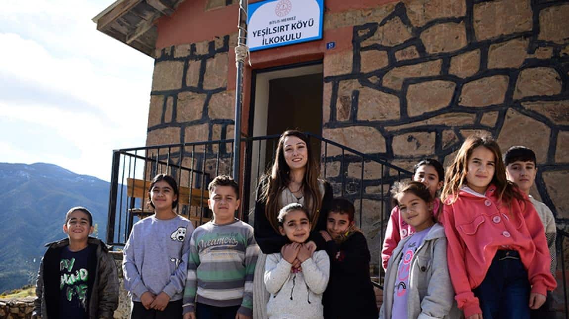 Yeşilsırt Köyü İlkokulu BİTLİS MERKEZ