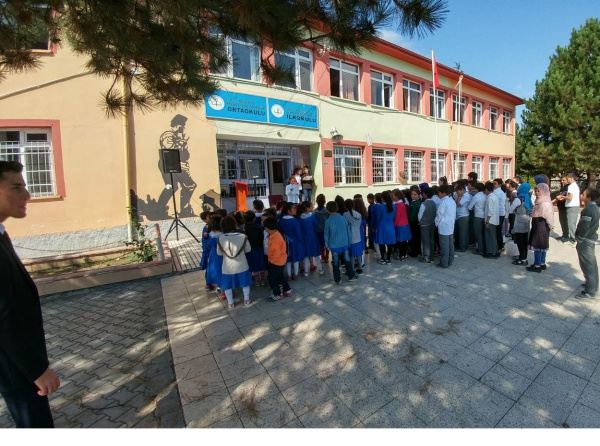 Yekbas Şehit İsa Höçük İlkokulu ÇORUM BOĞAZKALE