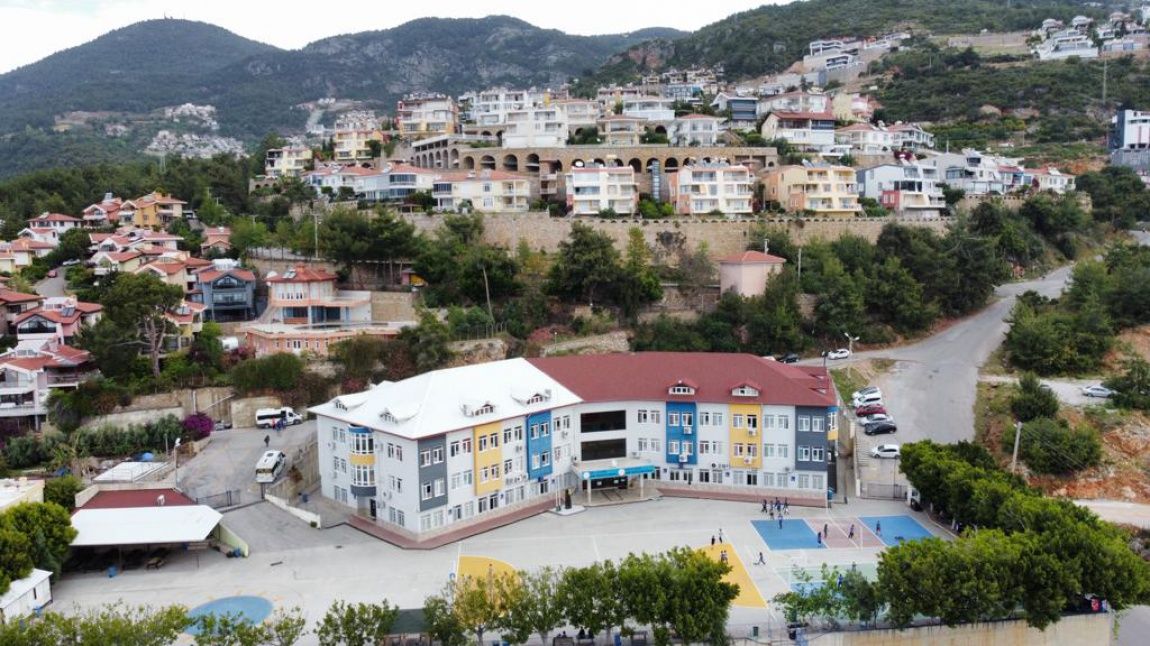 Hamit Özçelik İlkokulu ANTALYA ALANYA