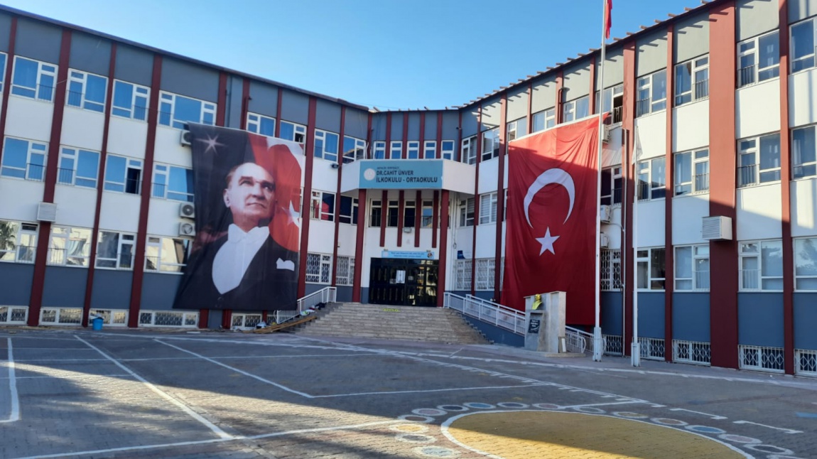 Dr.Cahit Ünver İlkokulu ANTALYA KONYAALTI