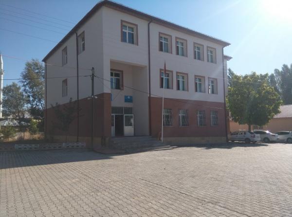 Deli İlyas İlkokulu SİVAS ALTINYAYLA