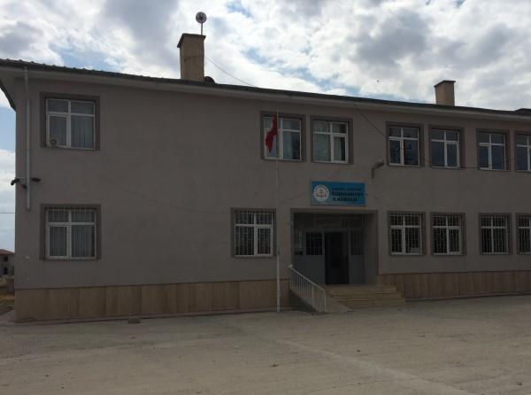 Cumhuriyet İlkokulu KIRŞEHİR ÇİÇEKDAĞI