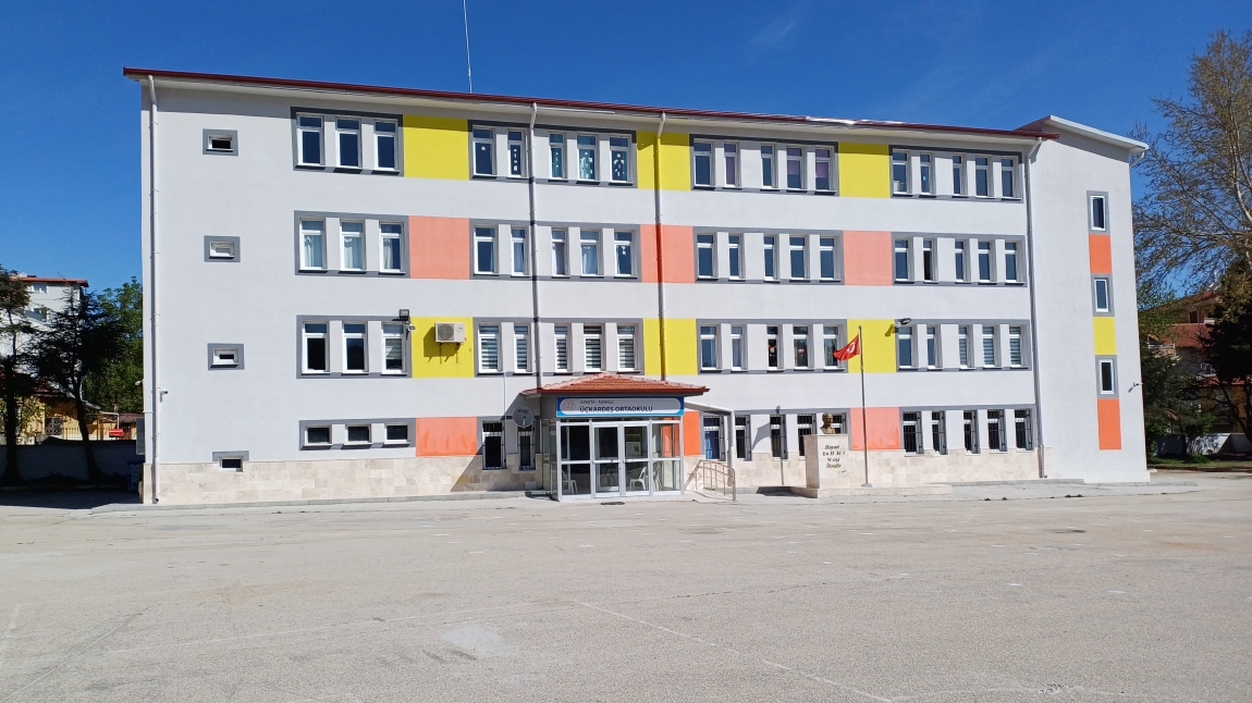 Üçkardeş Ortaokulu ISPARTA MERKEZ