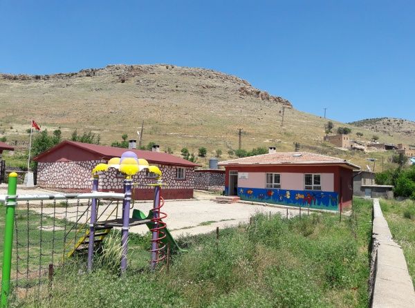 Kayadere İlkokulu MARDİN ÖMERLİ