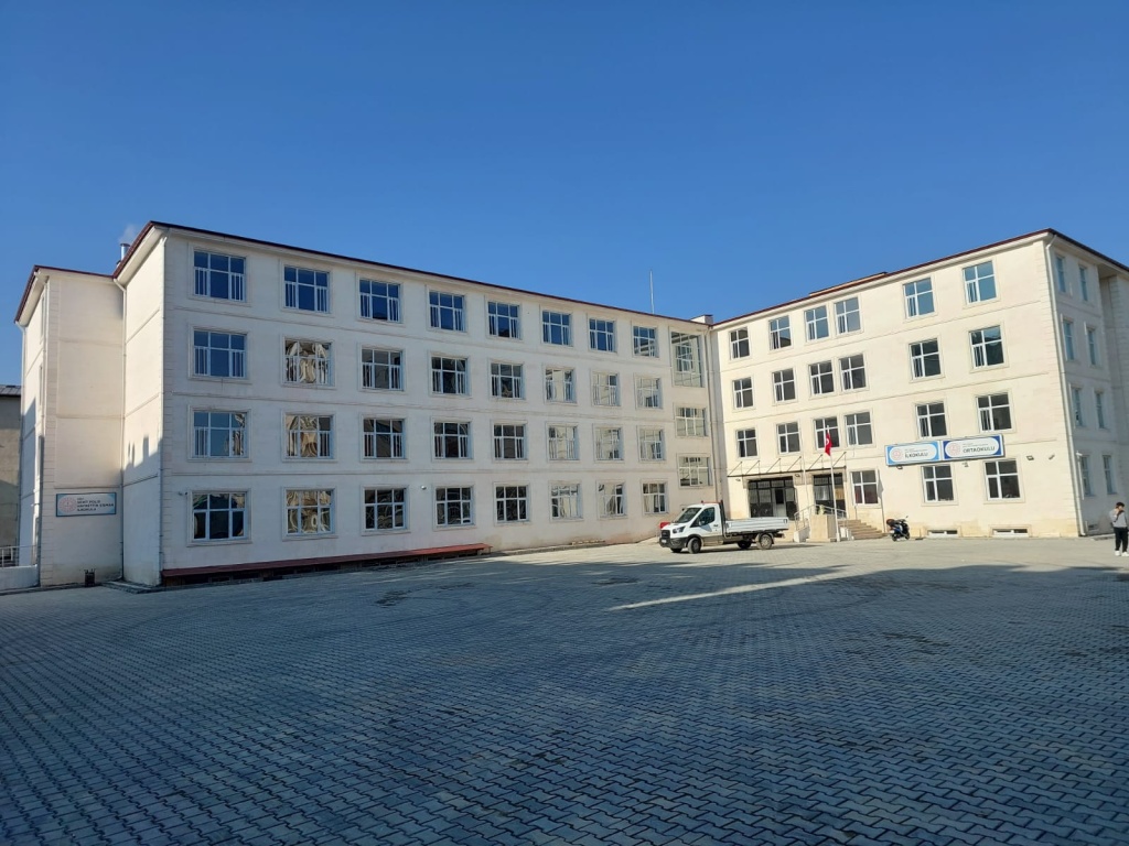Şehit Polis Hayrettin Şişman Ortaokulu SİİRT MERKEZ