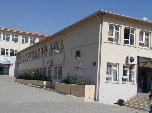 Şehit Orgeneral Eşref Bitlis Ortaokulu SİİRT MERKEZ