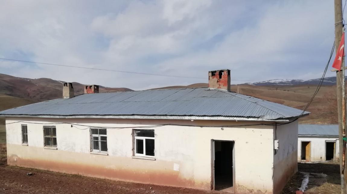 Muratlı İlkokulu ERZURUM KARAYAZI