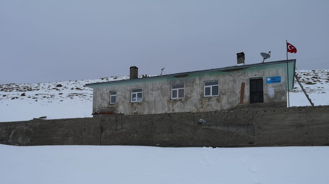 Yeşilova İlkokulu ERZURUM KARAYAZI