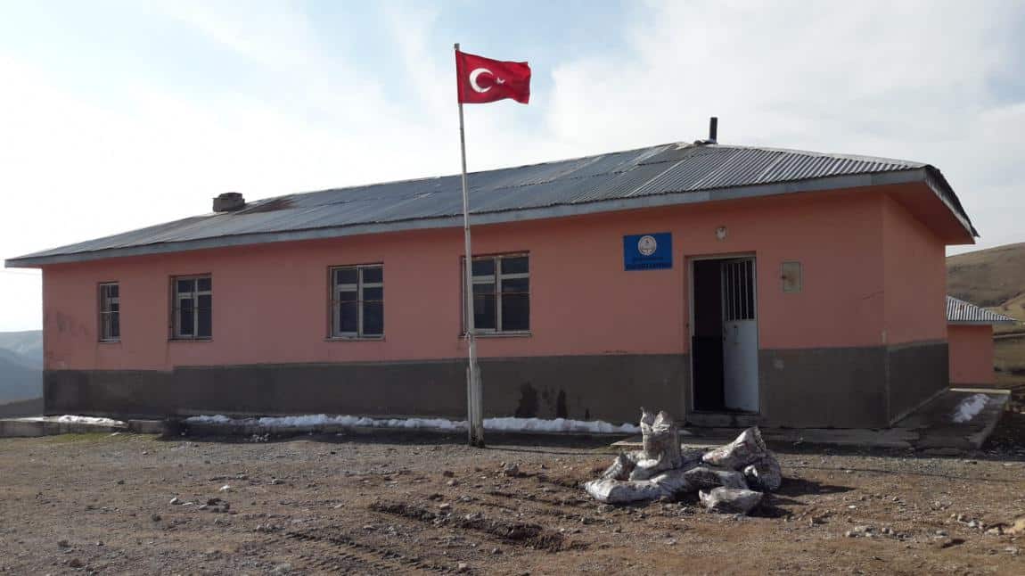 Yeşilyurt İlkokulu ERZURUM KARAYAZI