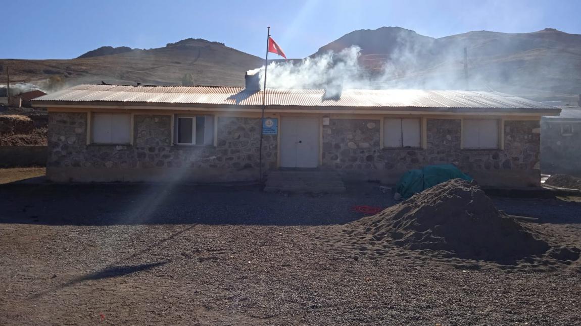 Yukarı Eğertaş Mahallesi İlkokulu ERZURUM HORASAN