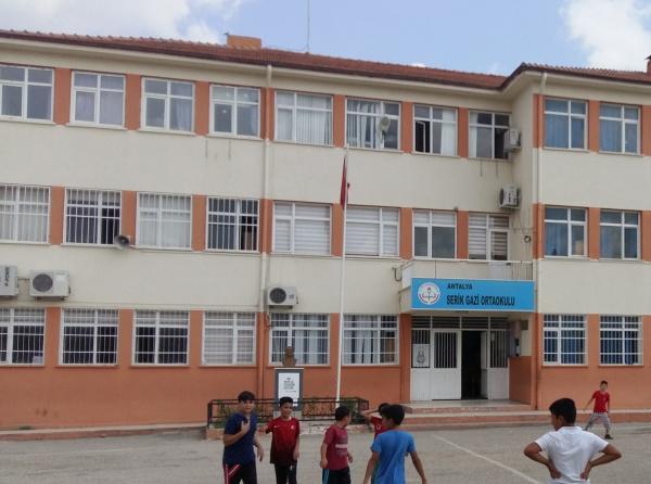 Serik Gazi Ortaokulu ANTALYA SERİK